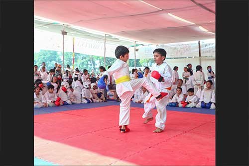 001-kick-boxing-sport-poinsur-gymkhana