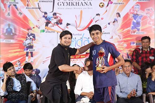 007-prize-distribution-poinsur-gymkhana