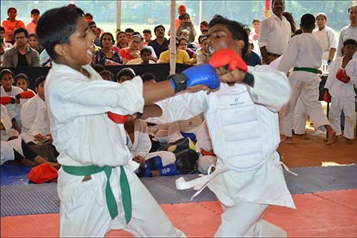 009-kick-boxing-sport-poinsur-gymkhana