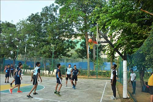 011-basketball-sport-poinsur-gymkhana